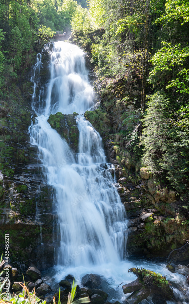 Obraz premium Giessbachfälle in der Schweiz