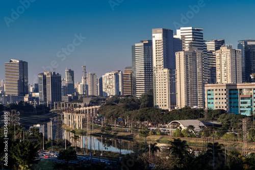 City skyline, with Marginal Avenue and Pinheiros River in the foreground, in the south zone of Sao Paulo, Brazil © AlfRibeiro