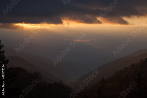 Sunrise in the Mountains © Allen Penton