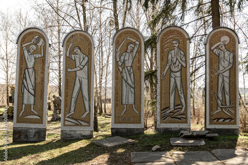 Monuments with mosaics in the style of the Soviet era