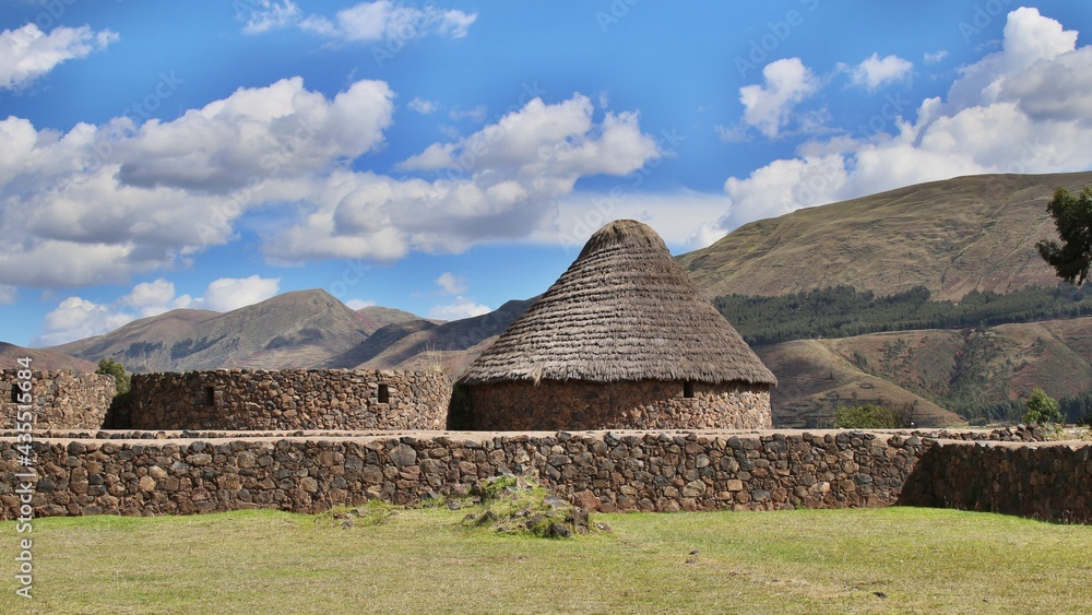 Sito archeologico di Raqui Perù Sito archeologico di Raqui Perù
