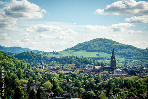 Fotografie View towards Minster of Freiburg