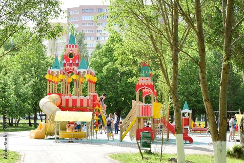 ATTRACTIONS AND ENTERTAINMENT IN THE PARK IN THE SAMARA REGION