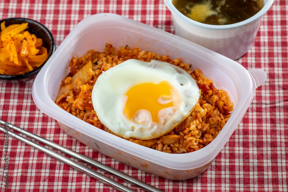 Bacon Kimchi fried rice with seaweed soup Bacon Kimchi fried rice with seaweed soup