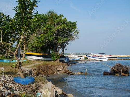 Small southeat asian harbour photo