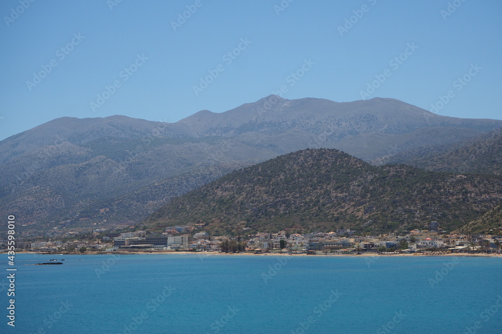 Kamieniste wybrzeże na Krecie, Grecja