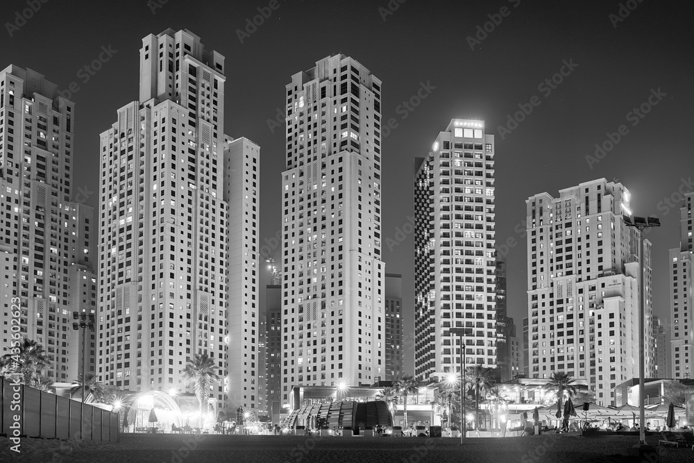 Fototapeta premium architectural landscape in downtown Dubai