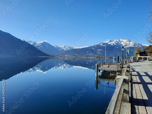 Spaziergang am Zeller See in Zell am See