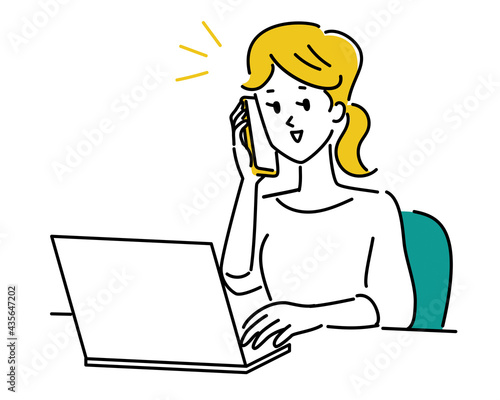 電話しながらパソコン操作する笑顔の女性のイラスト素材