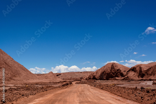 road in the desert © Travel & live