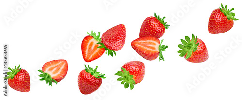 Fototapeta Naklejka Na Ścianę i Meble -  Fresh strawberry isolated on white background