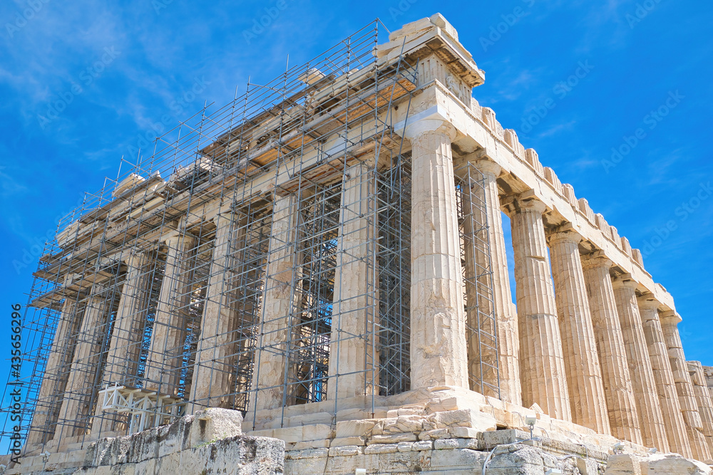 Obraz premium Parthenon is a temple of classical Athens, in the Athenian Acropolis of Greece, dedicated to the goddess Athena. Athens, Greece 5-18-2021
