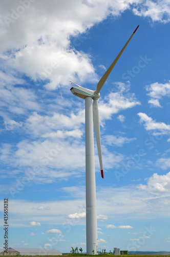 Alternative Energy - Wind vetnts