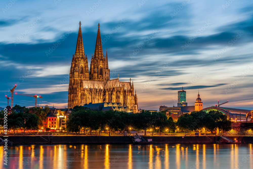 Panoramic view of Cologne Cathedral at nightfall, Germany.