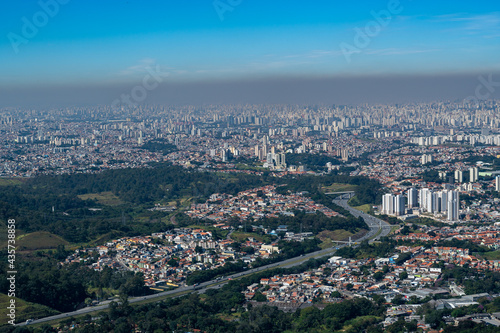 vista da cidade de S  o Paulo fotografada do ponto mais alto da cidade