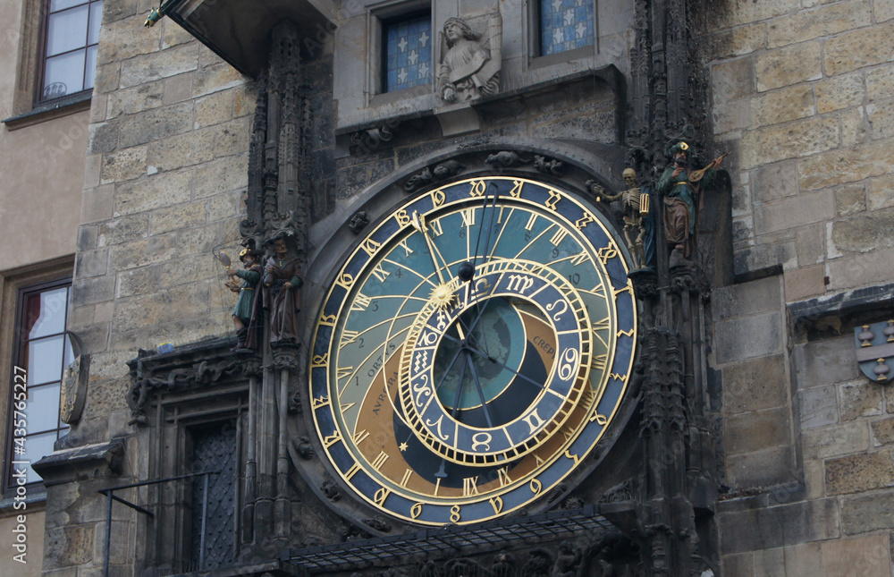 Obraz premium Prague Astronomical Clock on the Old Tower on the Square 