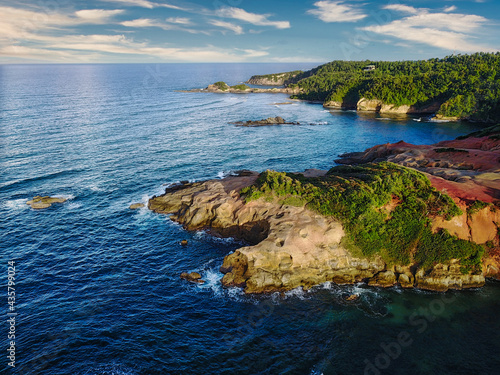 Photos Red Rock volcanic headland, Calibishie, Dominica, Caribbean