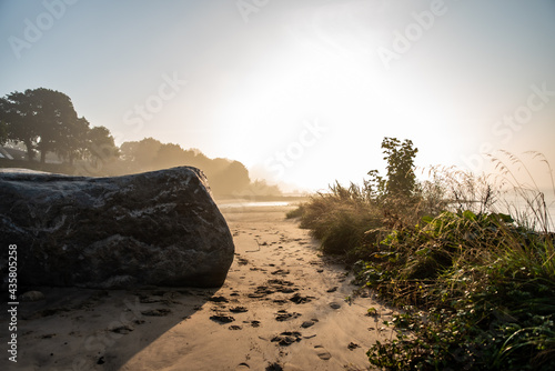 Sonnenaufgang am Wedeler Elbstrand (bei Hamburg)