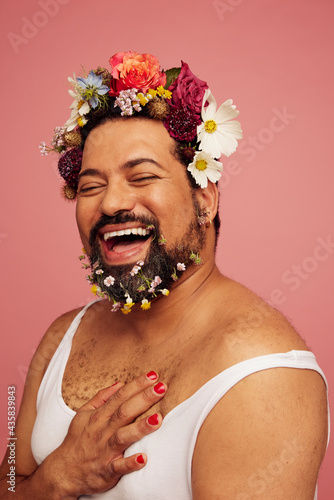 Konstfotografi Smiling queer wearing makeup
