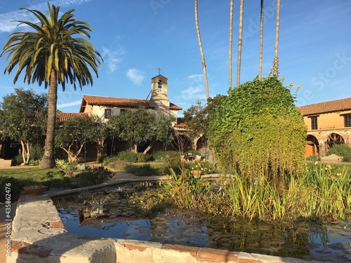 Wallpaper Mural Mission San Juan Capistrano, California Torontodigital.ca