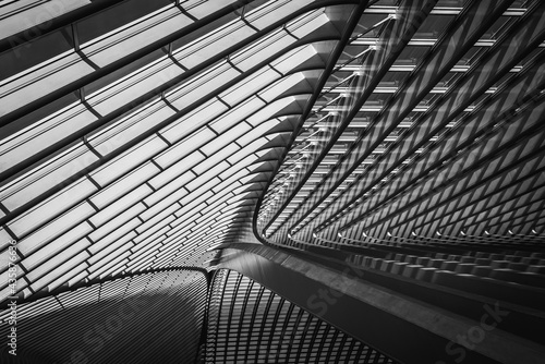 Modern architecture, symmetry 