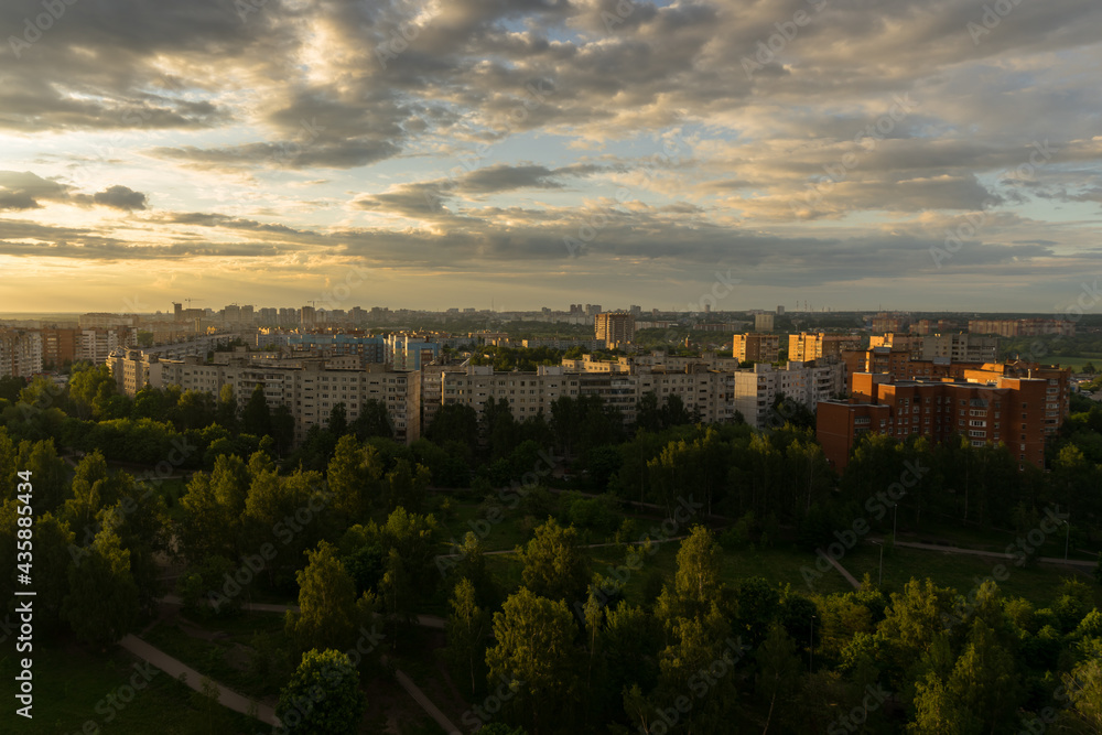 Fototapeta premium sunset over the city