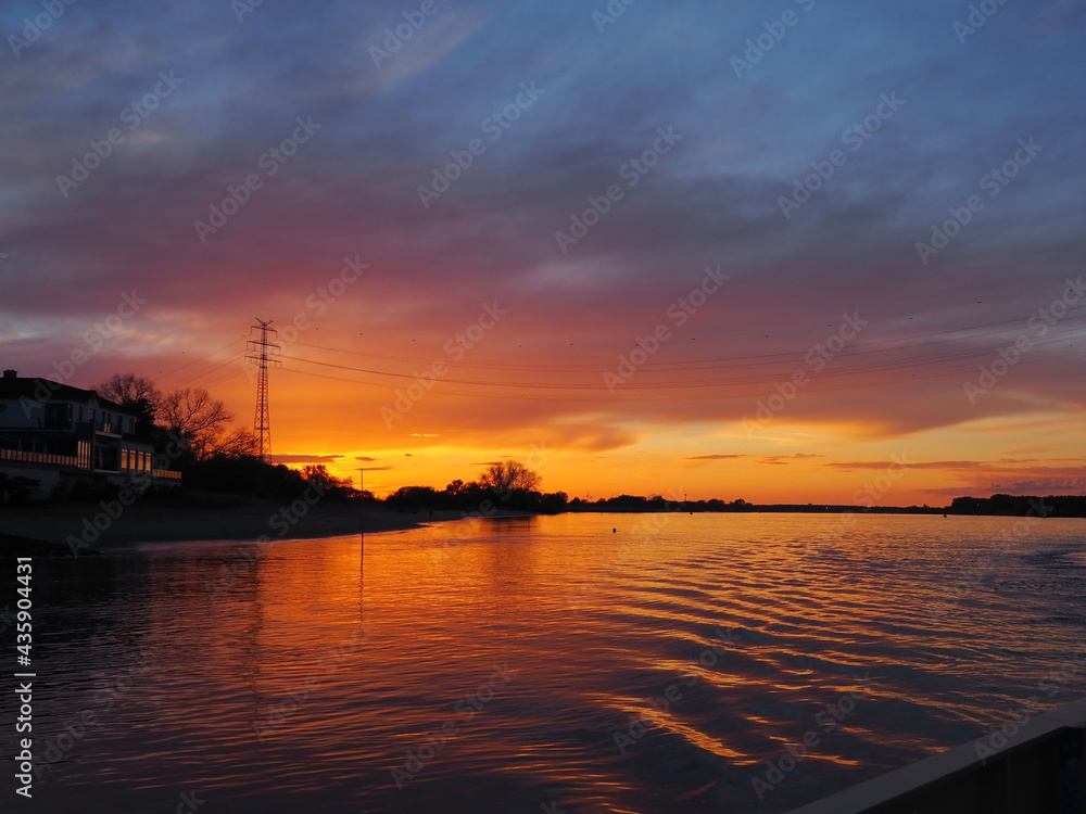 Autofähre auf der Weser