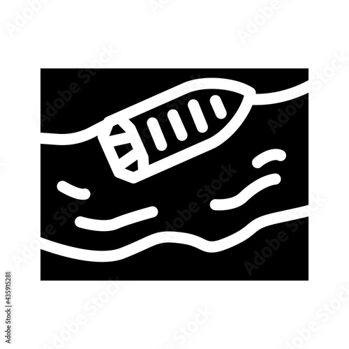 tanker spill disaster glyph icon vector. tanker spill disaster sign. isolated contour symbol black illustration