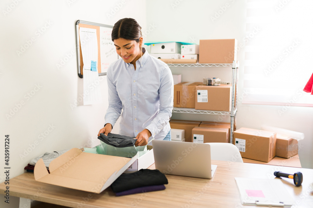 Making my first sale at my online fashion shop