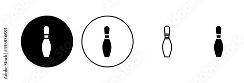 Bowling icon set. bowling ball and pin icon. bowling pins