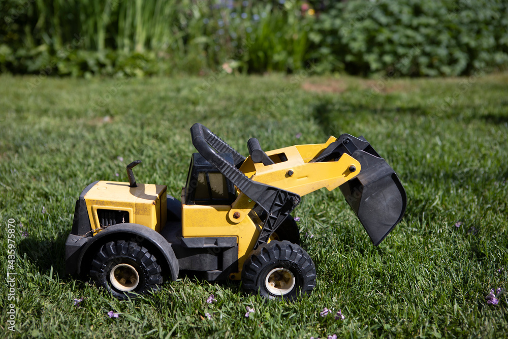 Miniature Heavy Bulldozer At Garden Miniature Heavy Bulldozer At Garden
