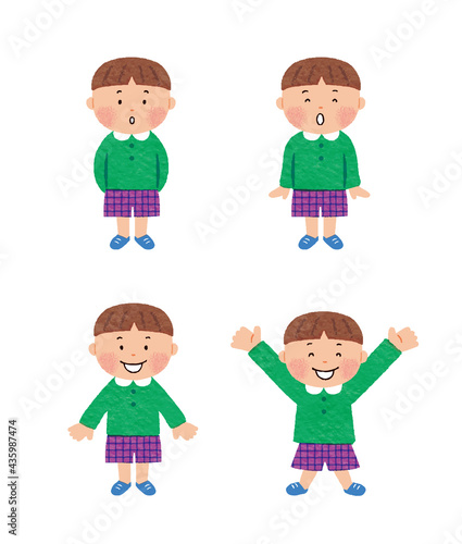 緑の服のかわいい男の子　4ポーズ