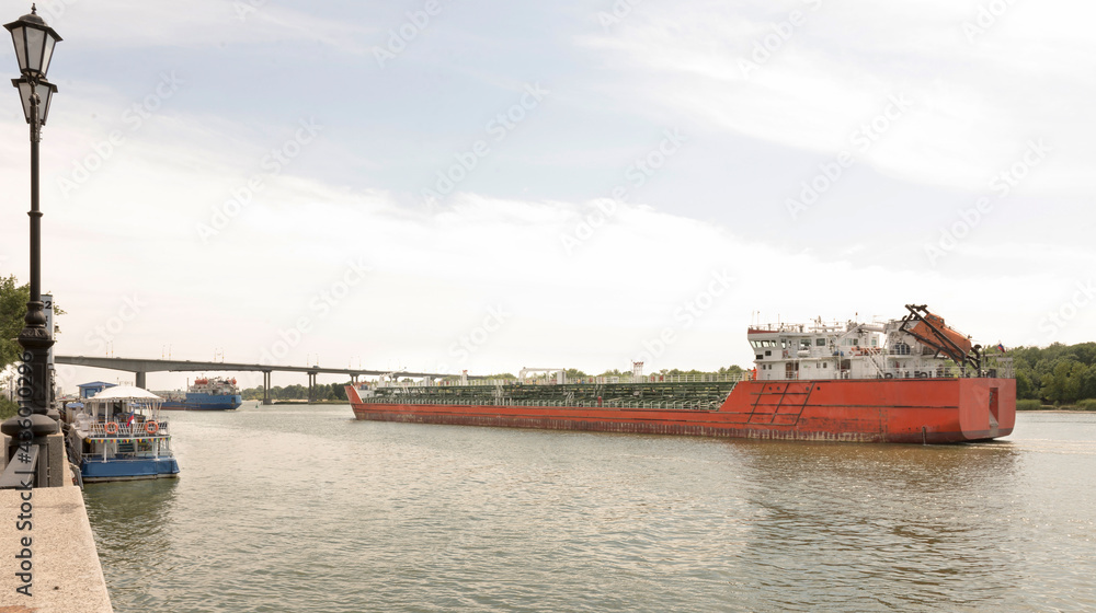  Tanker follows along the banks of the River Don