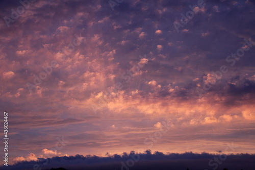朝焼け雲 © Shinichi Tsurumaki