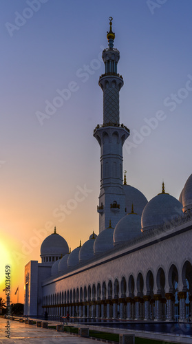 Obraz na płótnie Abu Dhabi Sheikh Zayed Grand Mosque minaret