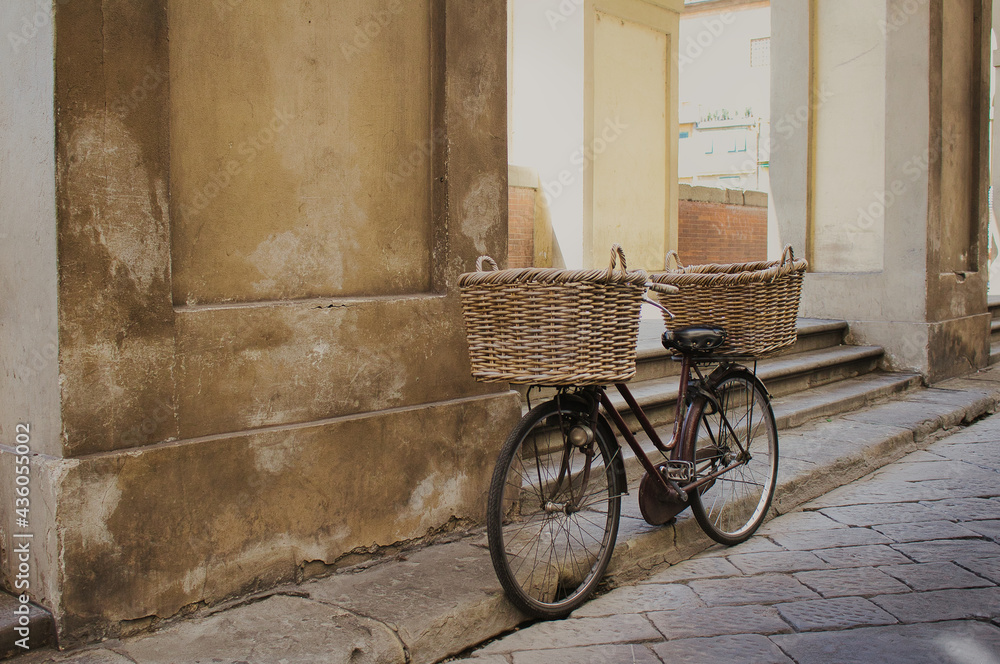 Romantic street view in Florence, Tuscany, Italy. Romantic street view in Florence, Tuscany, Italy.