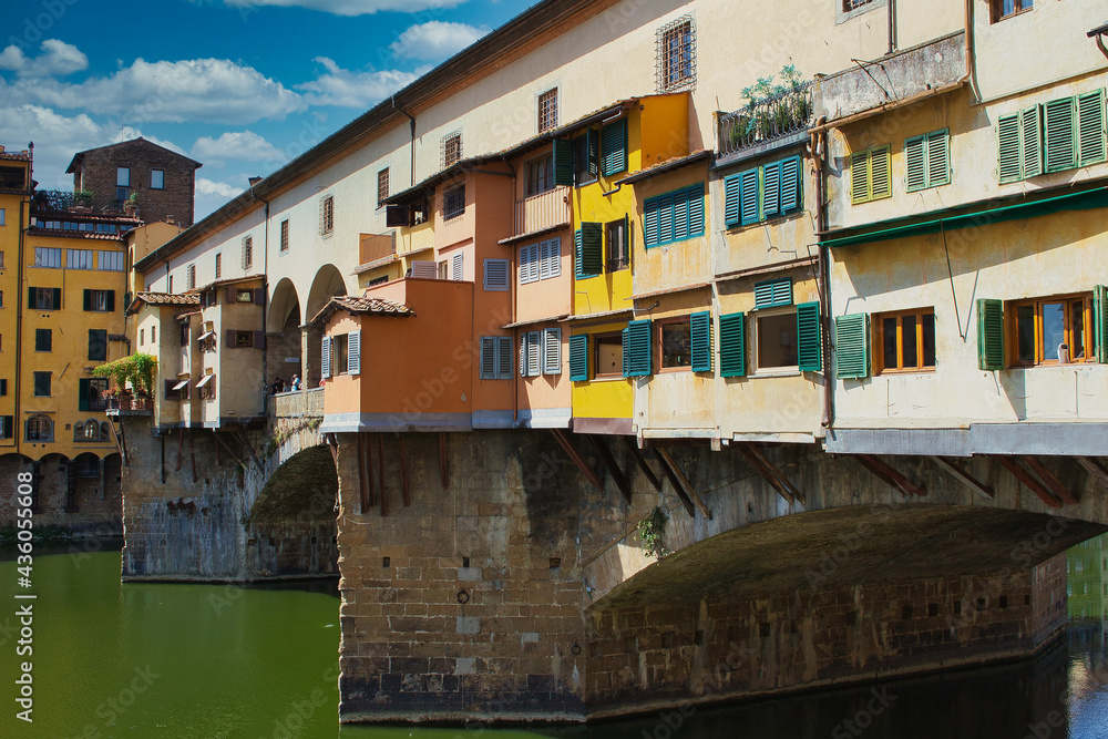 Ponte vecchio in Florence, Tuscany, Italy.