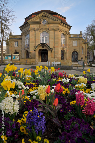 Das Kurtheater von Bad Kissingen im Frühling