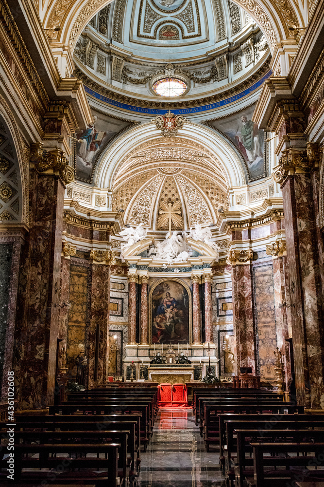 Fototapeta premium Rome church interior