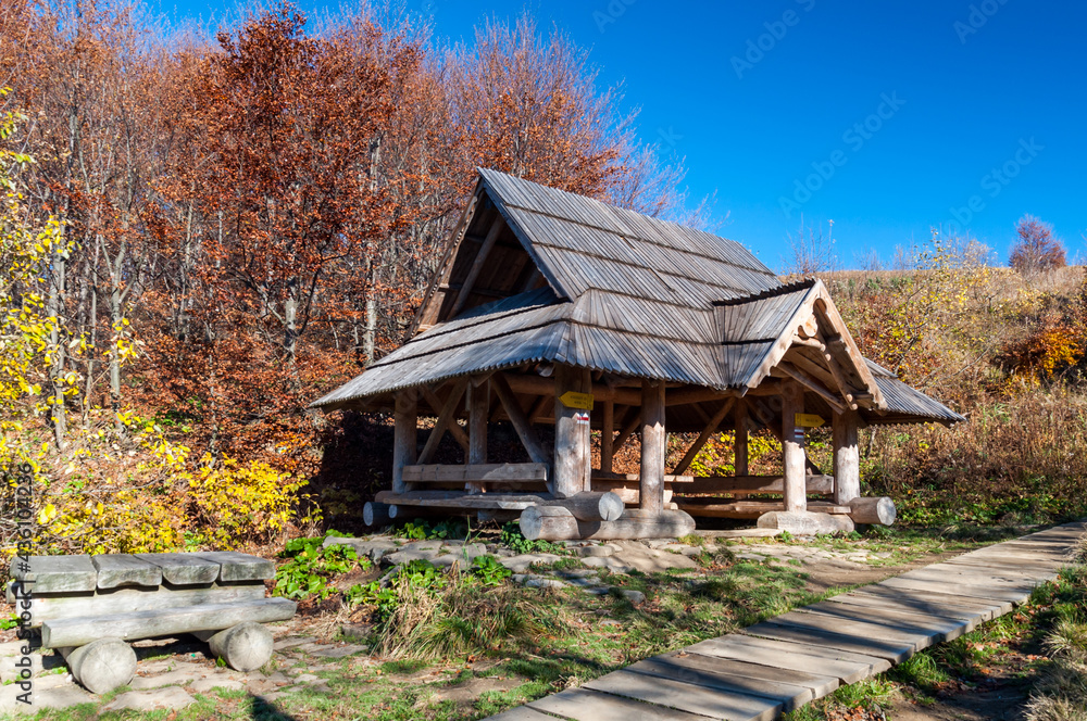 A shelter on the trail leading to Rozsypaniec, Bieszczady Mountains, Wołosate A shelter on the trail leading to Rozsypaniec, Bieszczady Mountains, Wołosate