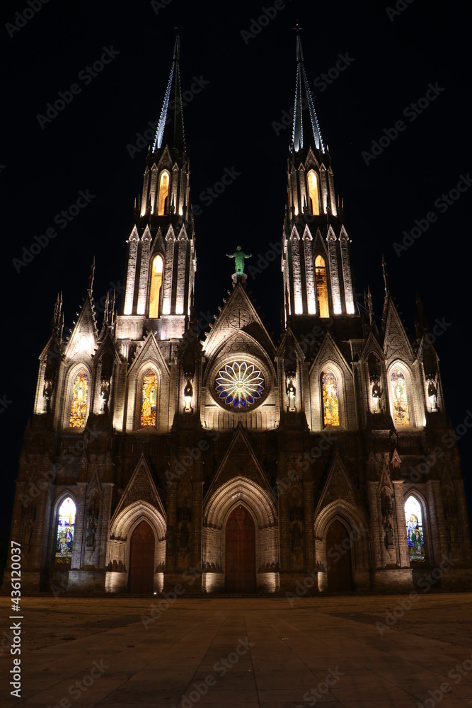 Santuario Guadalupano de Zamora de Noche