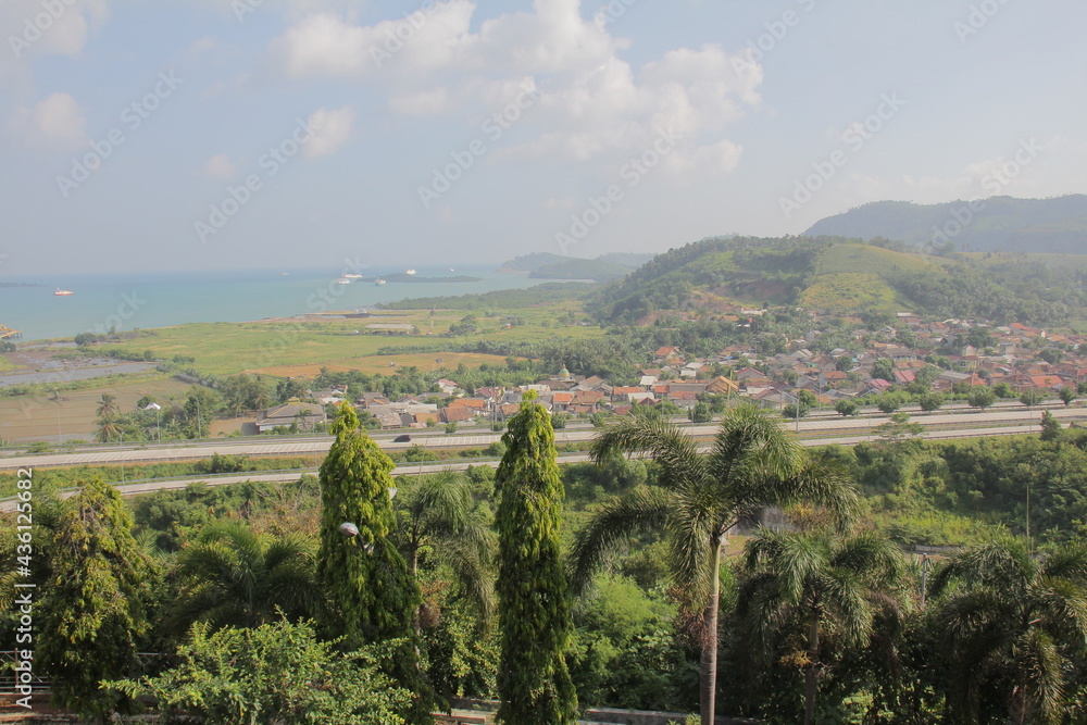 pemandangan yang dapat dilihat dari atas menara siger lampung selatan pemandangan yang dapat dilihat dari atas menara siger lampung selatan