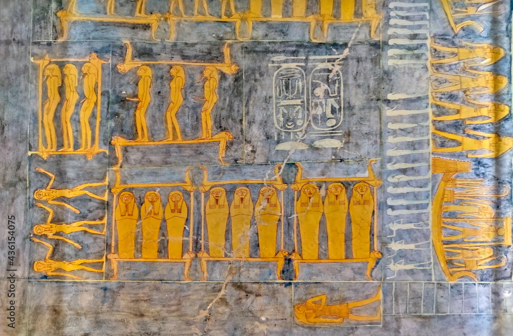 Obraz premium Inside the Egyptian Pharaoh tomb in the Valley of the Kings, Thebes, Luxor, Egypt