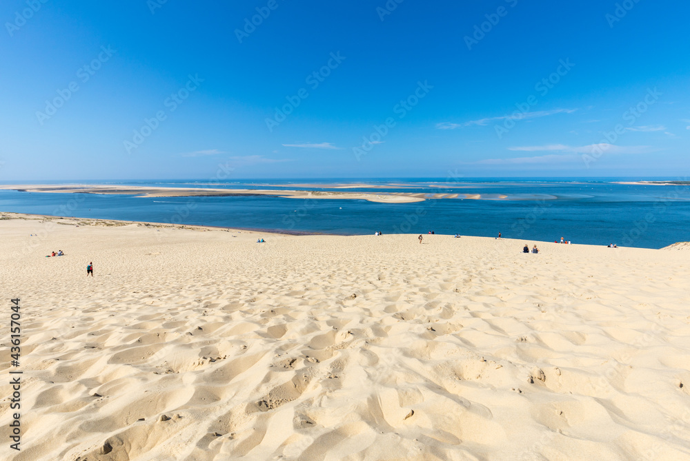  View from the Dune of Pilat, the tallest sand dune in Europe. La Teste-de-Buch, Arcachon Bay, Aquitaine, France