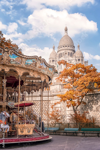 Fototapeta The Sacre-Coeur Basilica in Montmartre, Paris