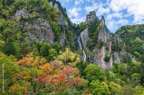 Wallpaper Mural 大雪山国立公園層雲峡の紅葉 Torontodigital.ca