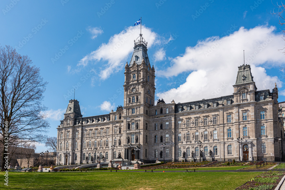 Obraz premium Quebec parliament building, Quebec city, Canada