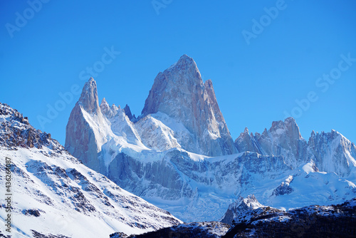 Paisaje montaña Fitz Roy Argentina espectacular vista © Carlos