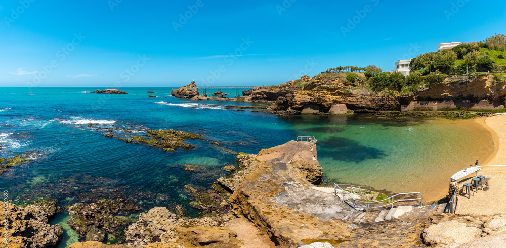 Coast of Plage du Port Vieux on a summer afternoon. Municipality of Biarritz, department of the Atlantic Pyrenees. France