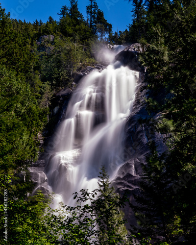 The turbulent water from Shannon Creek tumbles down Shannon Falls near Squamish, British Columbia, Canada © hpbfotos